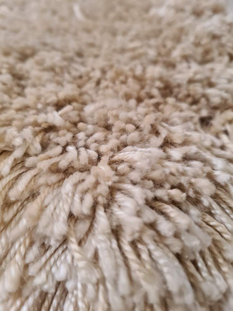 Modern shaggy rugs
