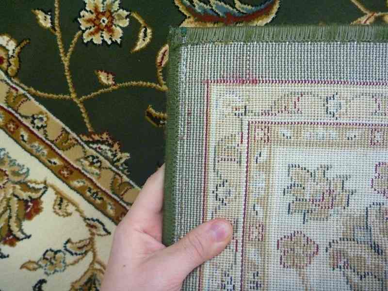 Hand knotted vs. machine made rugs