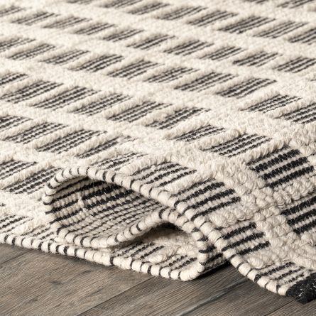 Wool and cotton rug