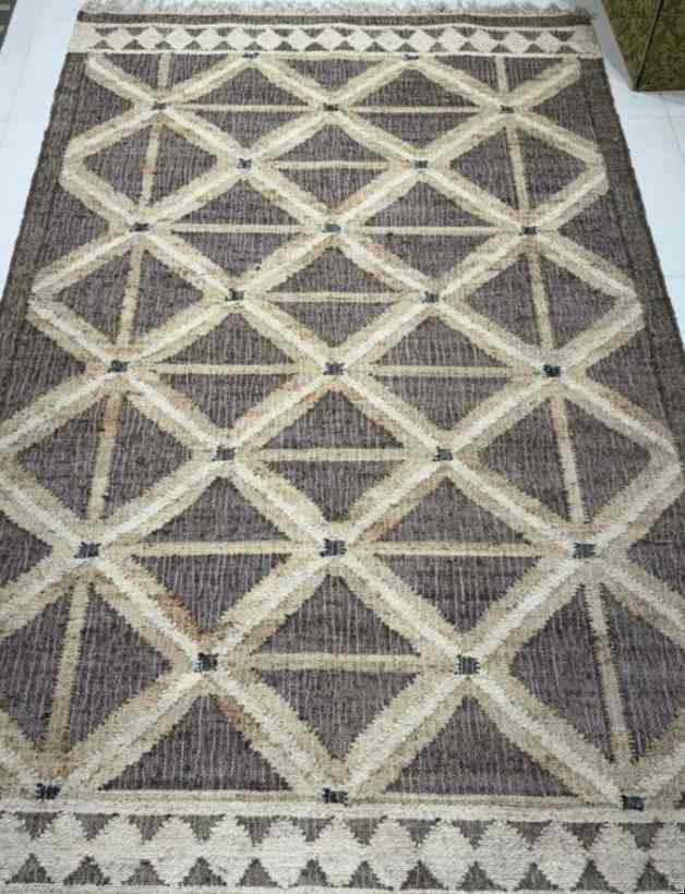 Patterned sisal rugs