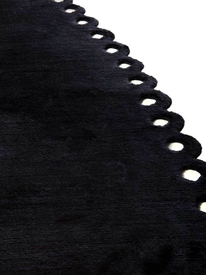 Tappeto nero