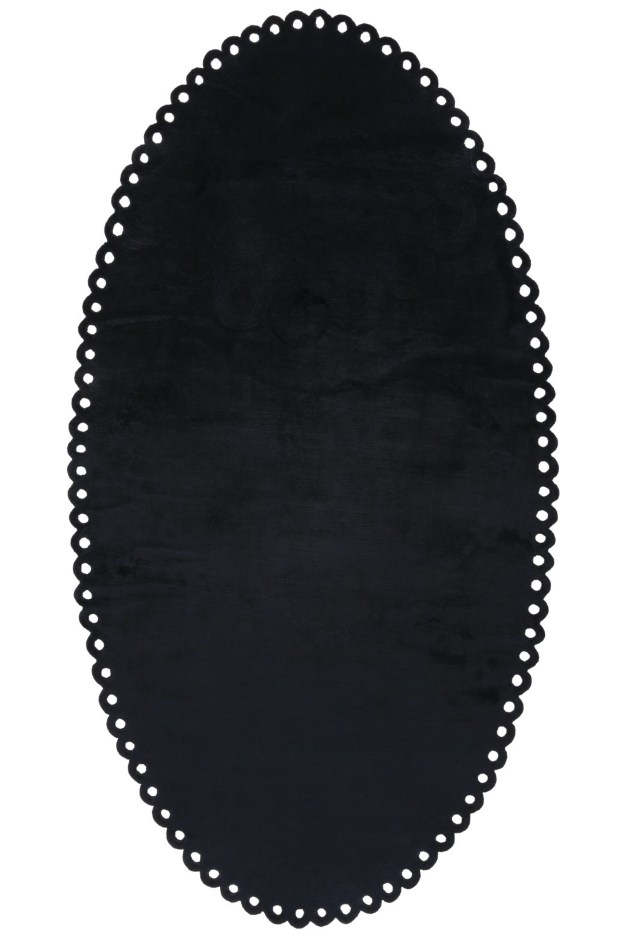 Black rug